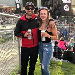 Meet your Posher, Jenessa